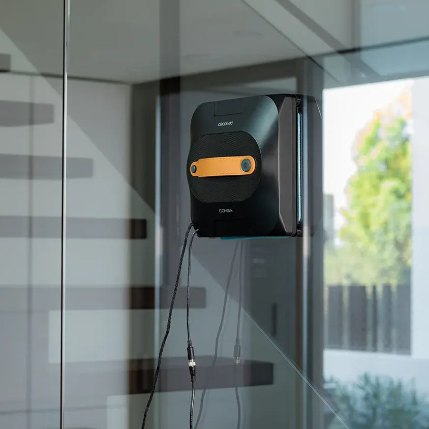 Cecotec Conga Windroid 1390 Double Spray Connected ablaktisztító robot 