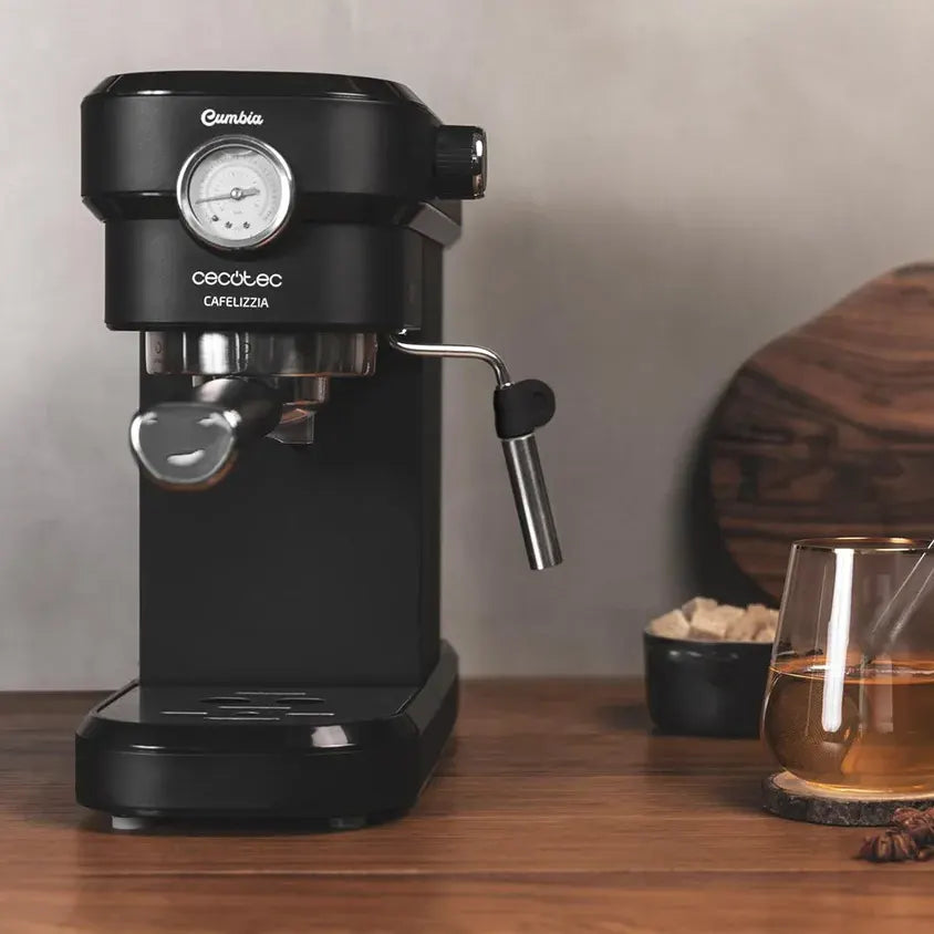 Cecotec Cafelizzia 790 Pro Eszpresszó Kávéfőző 1350 W - Fekete