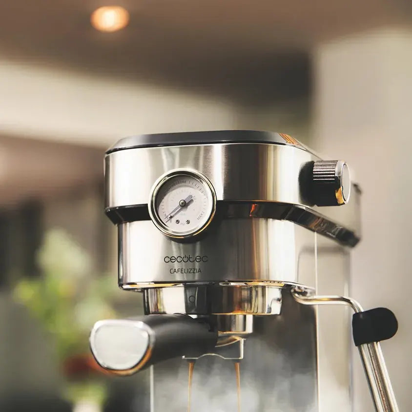 Cecotec 1584 Presszó Kávéfőző - 1350 W